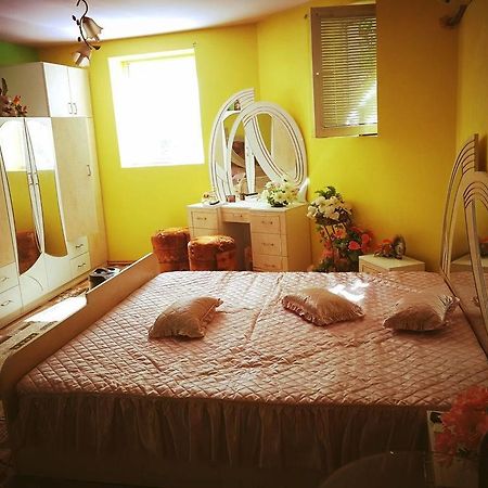 Two Bedroom Townhouse Mika روس المظهر الخارجي الصورة